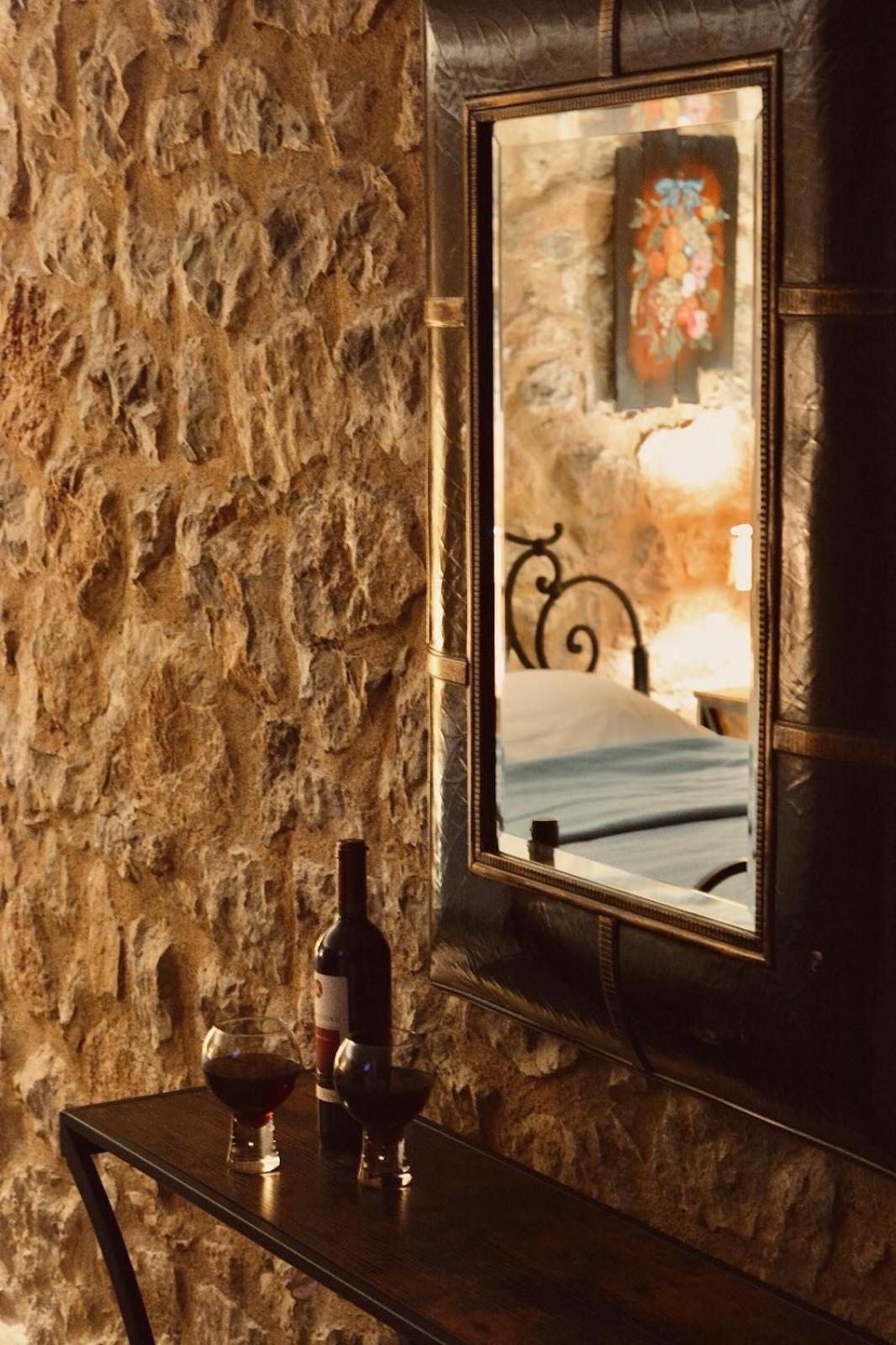 אראחובה Alexandros Guesthouse מראה חיצוני תמונה